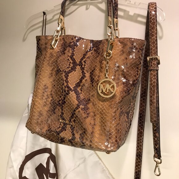 Brand:  Michael Kors  Color:  Beige Model name:	Lilly Sand Brown Python Medium - Picture 1 of 3